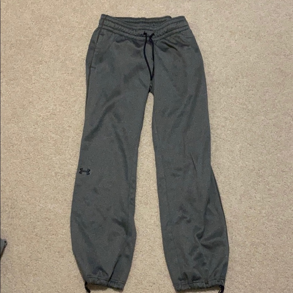 Gray under amour sweat pants.